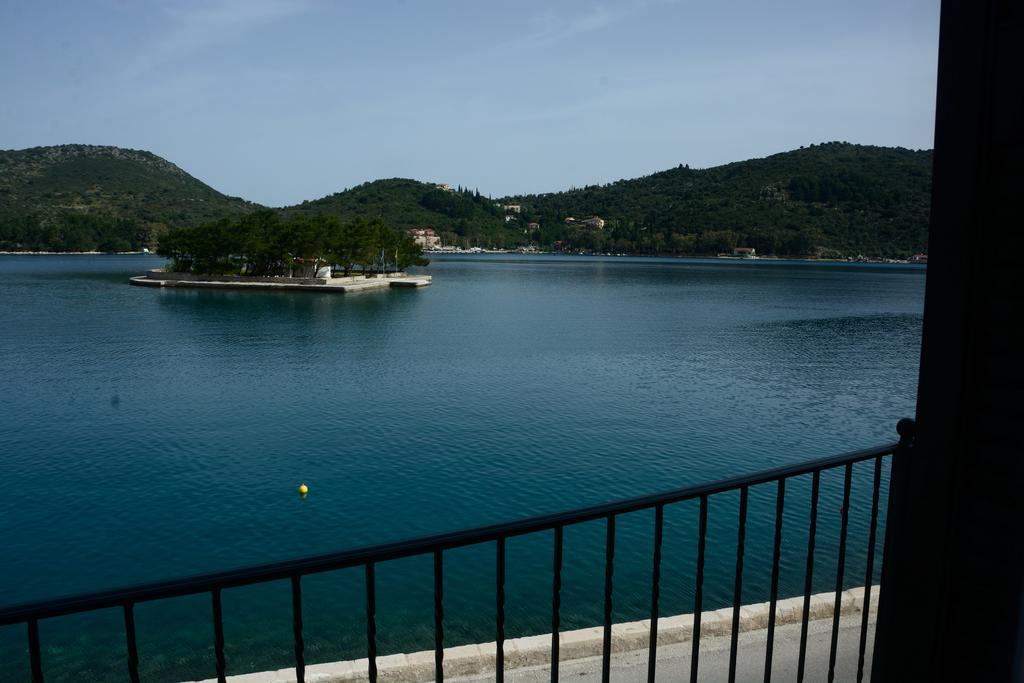 Lazaretto Palace Vathy  Exterior photo